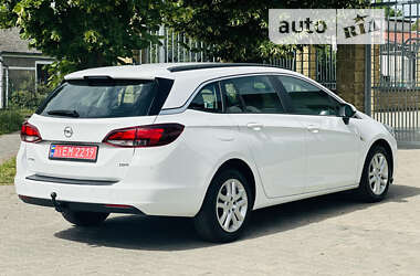 Универсал Opel Astra 2018 в Здолбунове