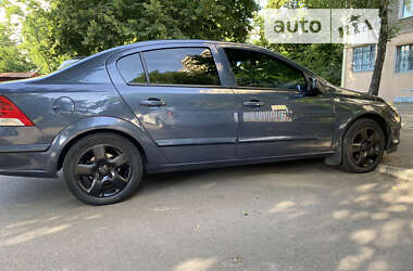 Седан Opel Astra 2007 в Киеве