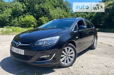 Универсал Opel Astra 2012 в Ровно