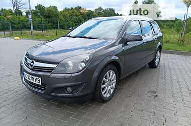 Универсал Opel Astra 2009 в Луцке