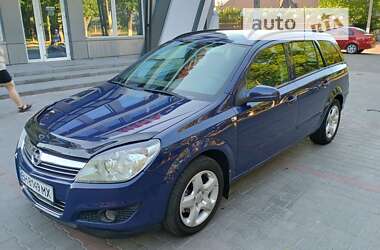 Універсал Opel Astra 2008 в Ізмаїлі