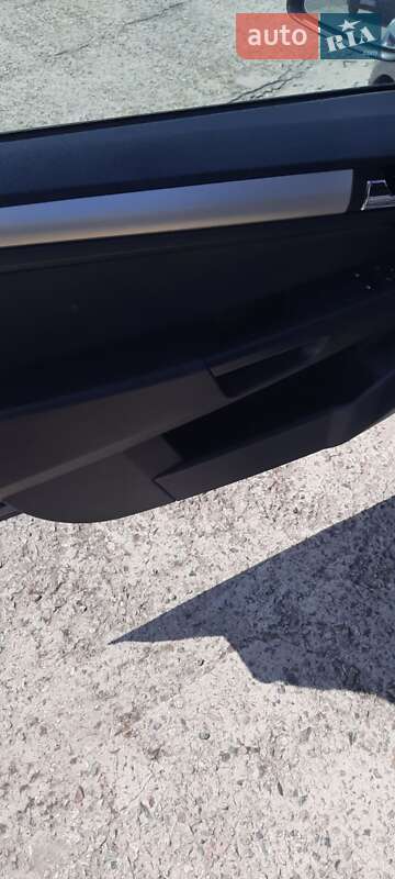 Универсал Opel Astra 2007 в Запорожье