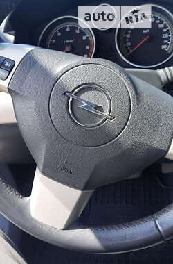 Універсал Opel Astra 2007 в Запоріжжі