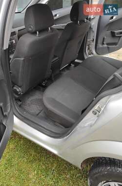 Универсал Opel Astra 2004 в Черновцах