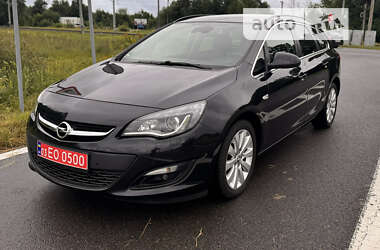 Универсал Opel Astra 2015 в Луцке