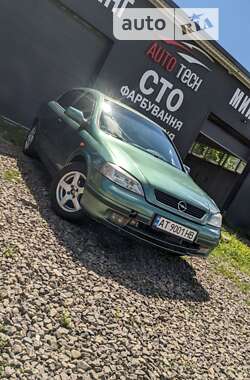 Седан Opel Astra 1999 в Івано-Франківську