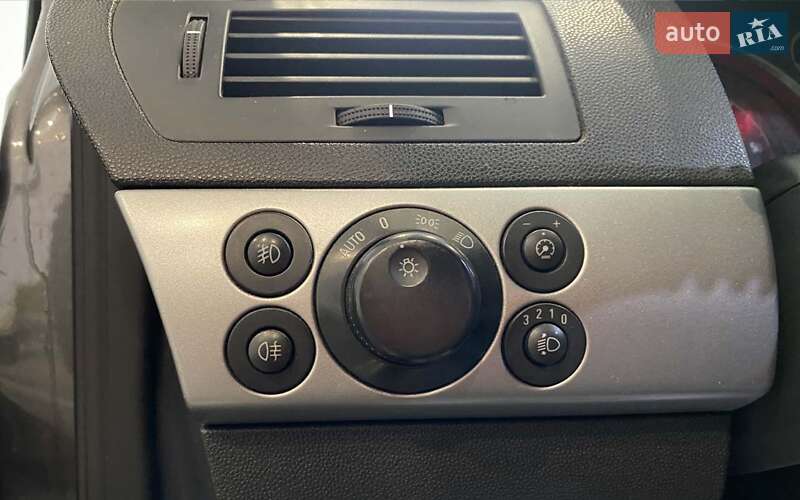 Универсал Opel Astra 2010 в Шептицькому