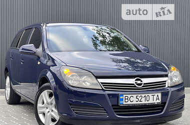 Универсал Opel Astra 2012 в Дрогобыче