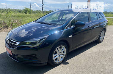 Универсал Opel Astra 2018 в Стрые