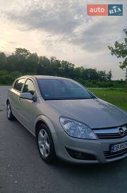 Хэтчбек Opel Astra 2007 в Козельце