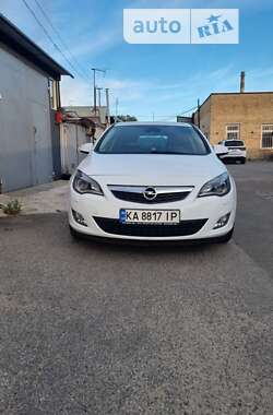 Хэтчбек Opel Astra 2010 в Киеве