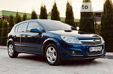 Хэтчбек Opel Astra 2008 в Кременчуге