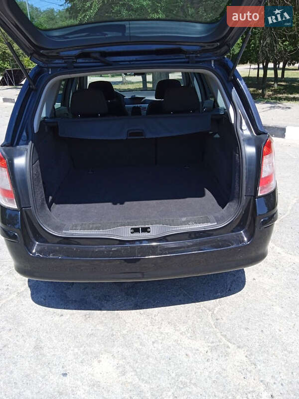 Універсал Opel Astra 2008 в Запоріжжі