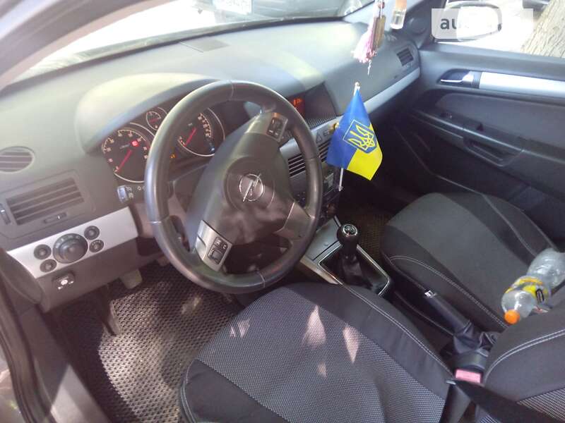 Хетчбек Opel Astra 2006 в Боярці