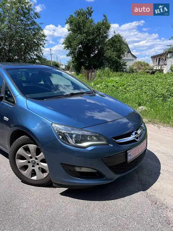 Opel Astra 2013