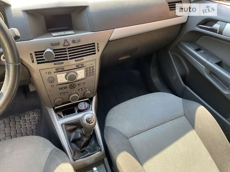 Универсал Opel Astra 2005 в Ланчине фото 11 Универсал Opel Astra 2005 в Ланчине