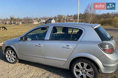 Хэтчбек Opel Astra 2007 в Ровно