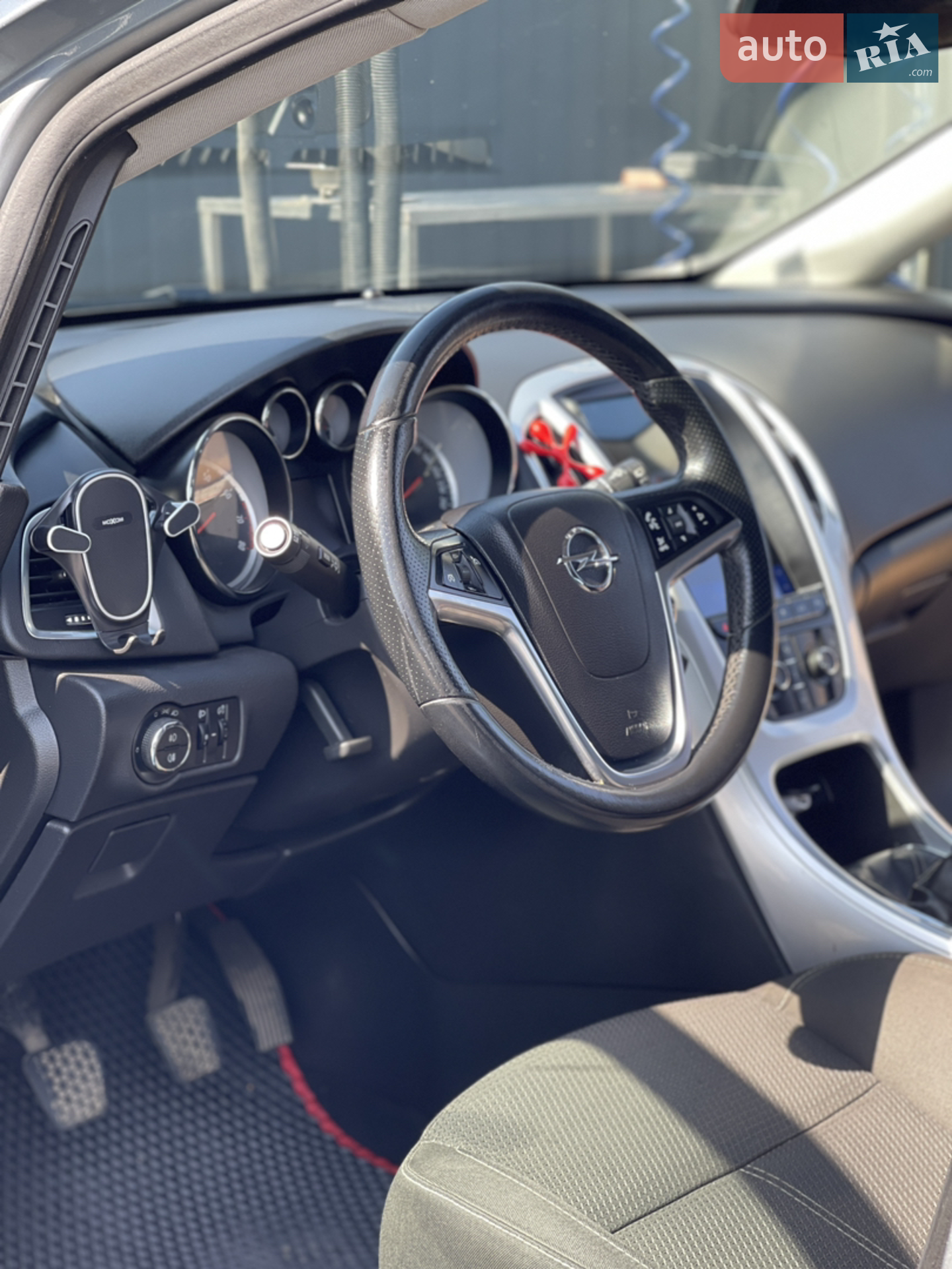 2010 Opel Astra - мініатюра 11