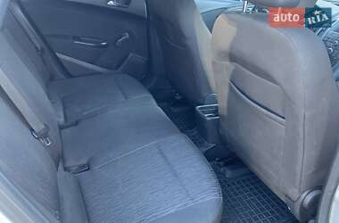Универсал Opel Astra 2013 в 