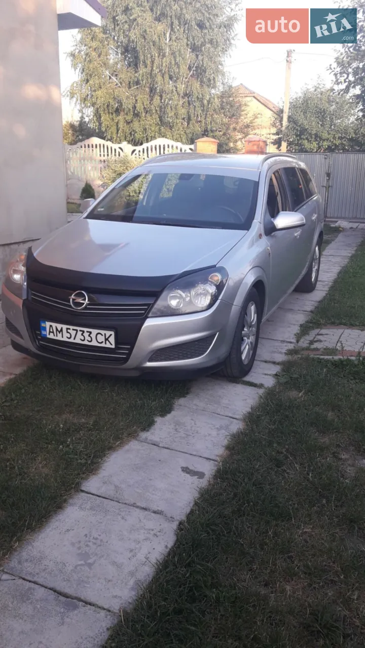 2010 Opel Astra - мініатюра 12