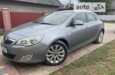 Хетчбек Opel Astra 2010 в Заліщиках