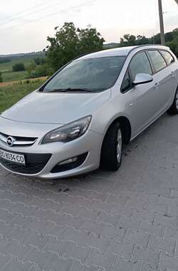 Універсал Opel Astra 2014 в Шумську