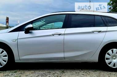 Універсал Opel Astra 2018 в Бердичеві