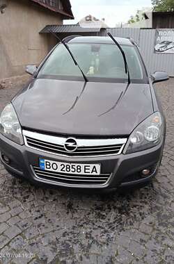 Універсал Opel Astra 2010 в Бучачі