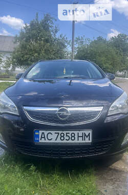 Універсал Opel Astra 2011 в Берестечку