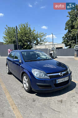 Хетчбек Opel Astra 2006 в Харкові