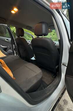 Универсал Opel Astra 2011 в 