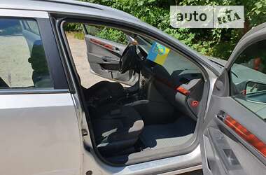 Універсал Opel Astra 2005 в Запоріжжі