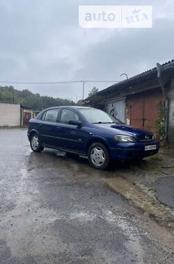 Хэтчбек Opel Astra 2003 в Луцке