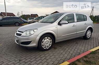 Хетчбек Opel Astra 2007 в Івано-Франківську