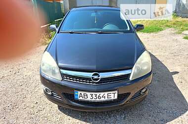 Хэтчбек Opel Astra 2007 в Могилев-Подольске