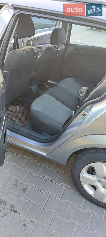 Универсал Opel Astra 2005 в Одессе фото 10 Универсал Opel Astra 2005 в Одессе