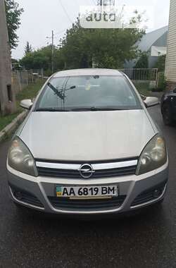 Хэтчбек Opel Astra 2006 в Киеве