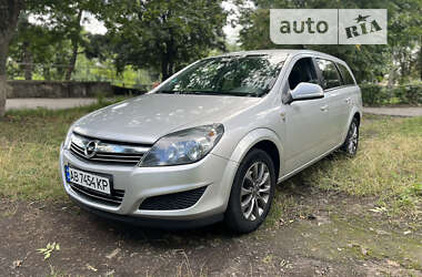 Универсал Opel Astra 2010 в Виннице