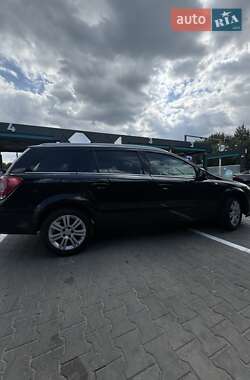 Универсал Opel Astra 2009 в 
