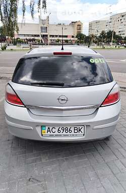 Хетчбек Opel Astra 2005 в Ківерцях