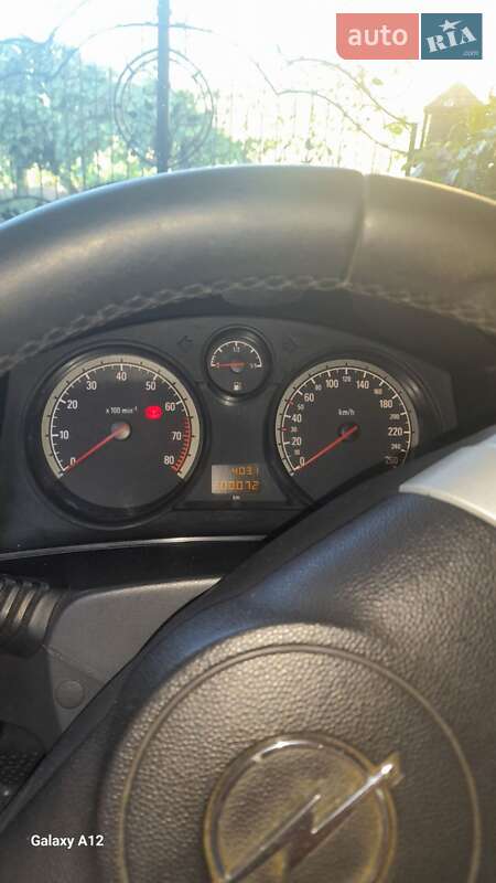 Универсал Opel Astra 2010 в Виноградове