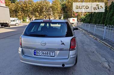 Універсал Opel Astra 2005 в Тернополі