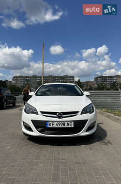 Универсал Opel Astra 2012 в Кривом Роге