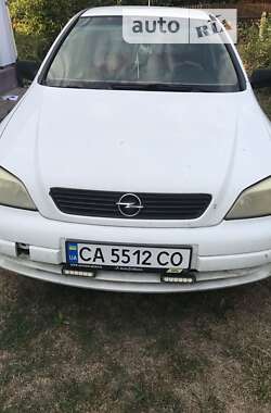 Хетчбек Opel Astra 2004 в Ватутіному