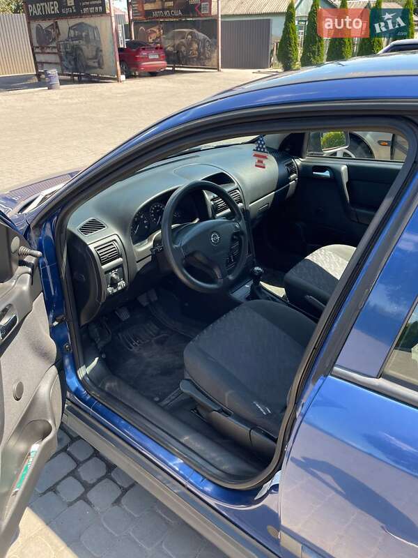 Хэтчбек Opel Astra 2001 в Днепре