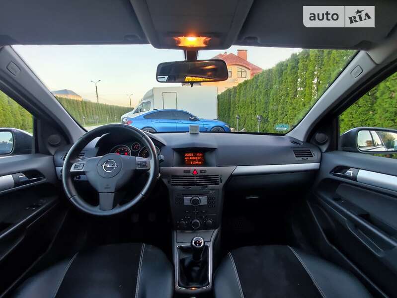 Универсал Opel Astra 2006 в Каменец-Подольском