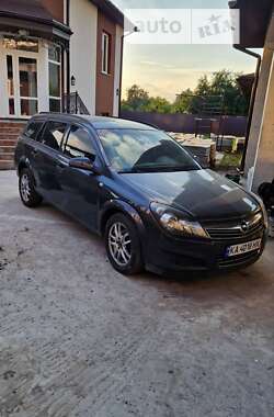 Універсал Opel Astra 2009 в Києві