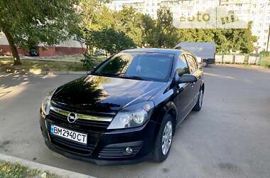 Хетчбек Opel Astra 2006 в Сумах