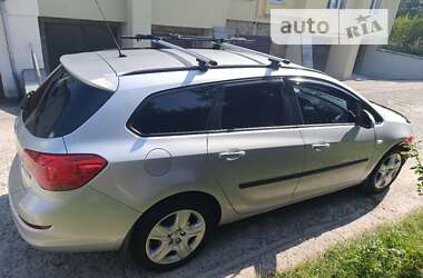 Универсал Opel Astra 2011 в Ивано-Франковске