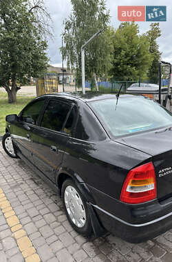 Седан Opel Astra 2008 в Сумах